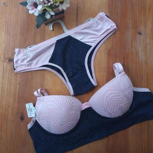 Conjunto Malha Brilhosa